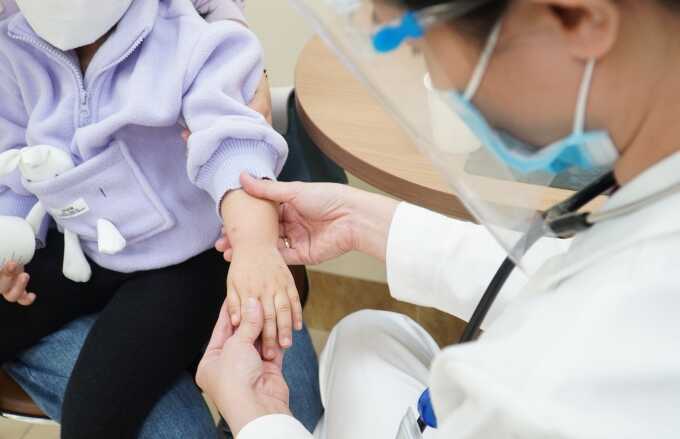 Virus EV71 gây biến chứng tim mạch thế nào?