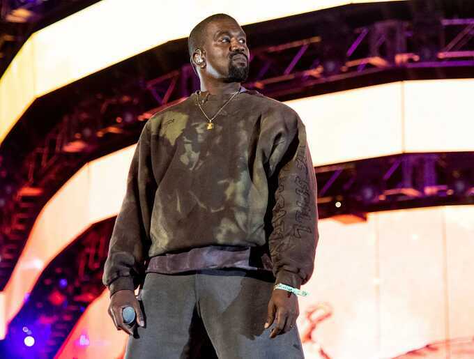 Chính phủ Anh cấm Kanye West nhập cảnh
