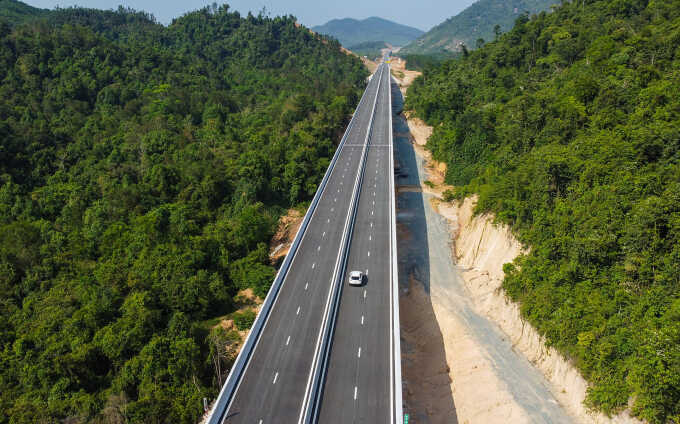 Khai thác toàn tuyến cao tốc Bắc - Nam vào cuối tháng 4
