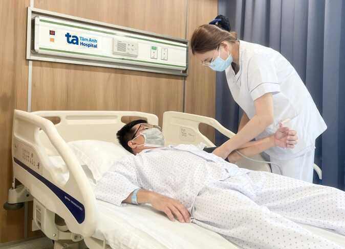 Điều gì xảy ra với huyết áp khi nắng nóng?