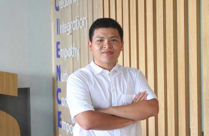 `Gõ cửa` giáo sư, nam sinh giành học bổng tiến sĩ đại học top 7 Mỹ
