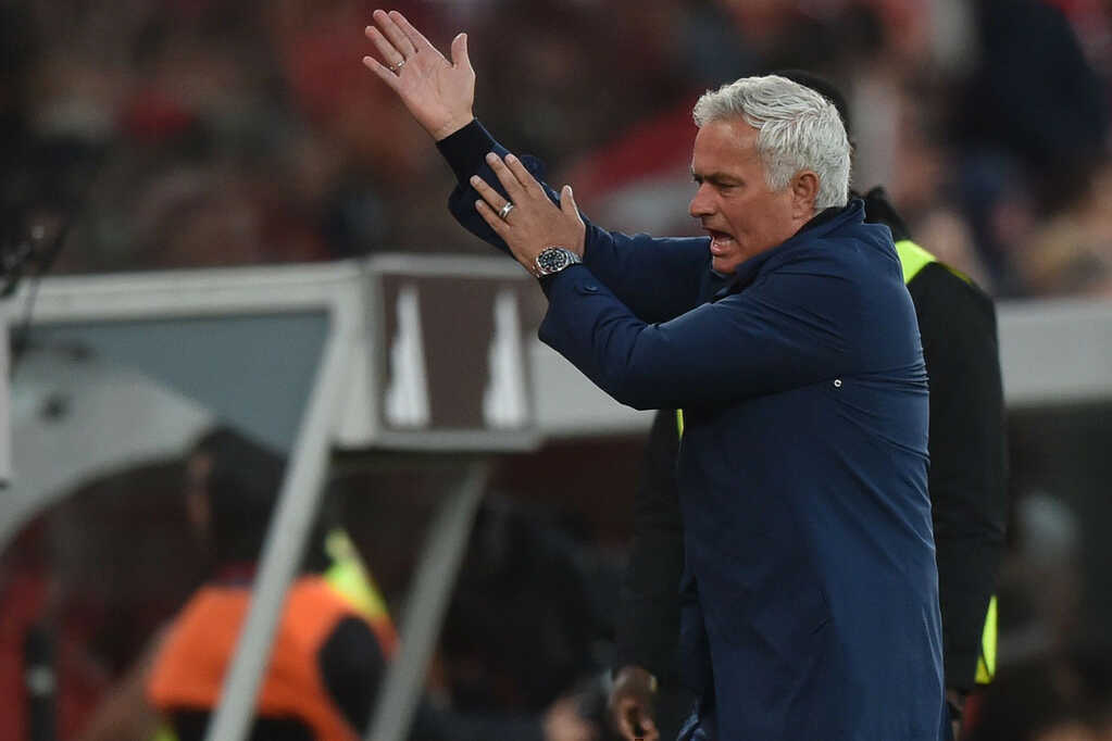 Mourinho trở lại Real Madrid: 2 yêu cầu đặc biệt với ‘bố già’ Perez