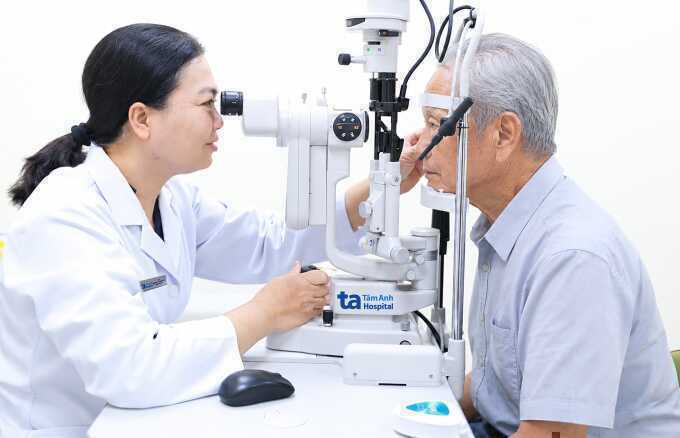Phát hiện glôcôm từ dấu hiệu chảy nước mắt sống