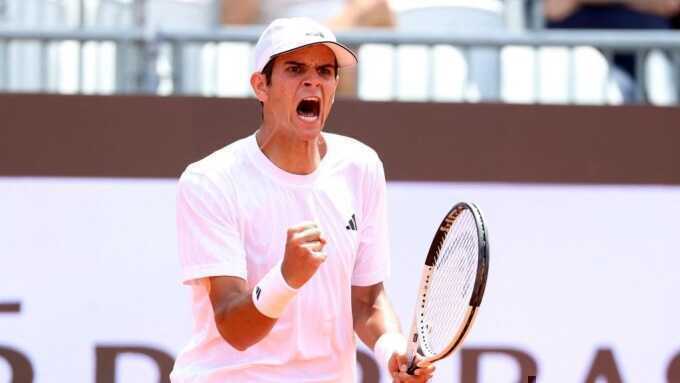 `Tiểu Alcaraz` tái lập kỳ tích của Djokovic