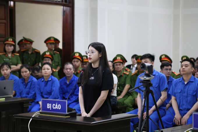 Đêm chạy trốn của Bùi Đình Khánh qua `giúp sức` của bạn gái và nhiều người