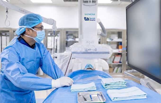 Phổi tắc nghẽn mạn tính bội nhiễm vi khuẩn gây ho ra máu
