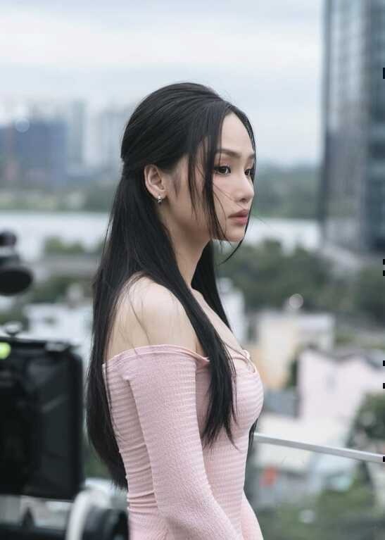 Ca sĩ Miu Lê xin lỗi khán giả
