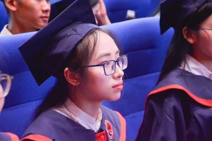 Đại học xét tốt nghiệp hàng tháng để sinh viên `không lỡ việc`
