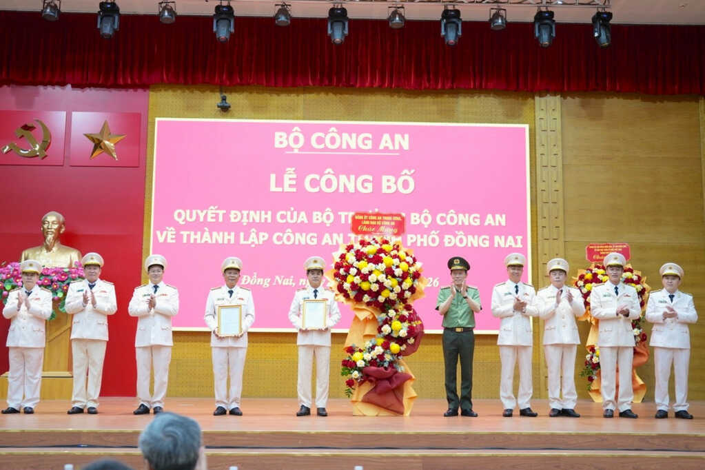 Công bố Quyết định thành lập Công an TP Đồng Nai