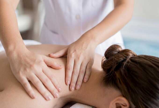 Tại sao massage không hết đau xương khớp?
