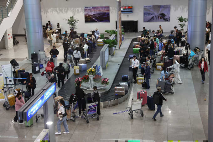 Ebola lây qua những đường nào