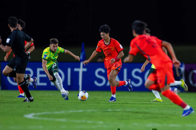 Trung Quốc vào chung kết U17 châu Á 2026