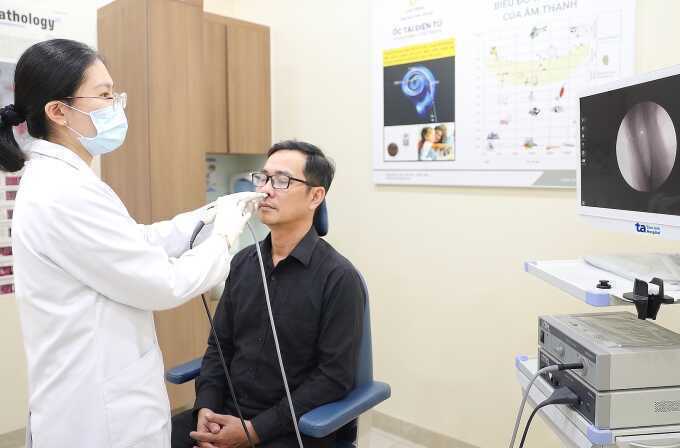 Polyp lấp đầy hốc mũi