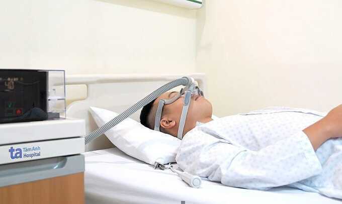 Có nên dán miệng để giảm ngủ ngáy?