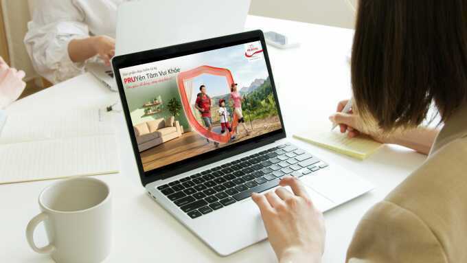 Prudential mở rộng hành trình `Yên tâm vui khỏe`