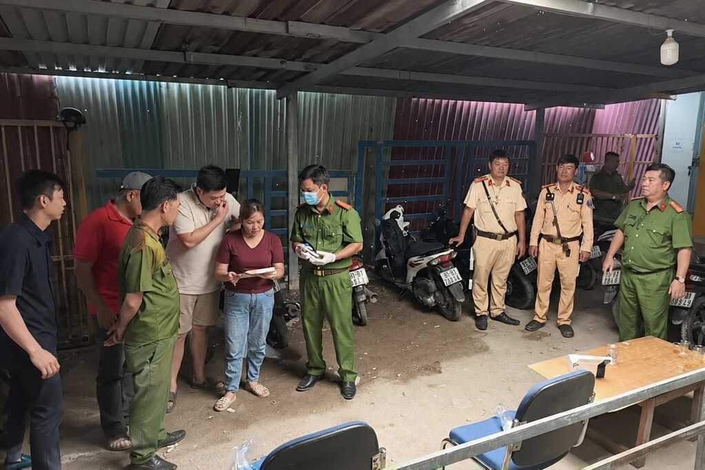 Kiểm tra ma túy hàng trăm công nhân và tài xế tại khu công nghiệp ở TPHCM