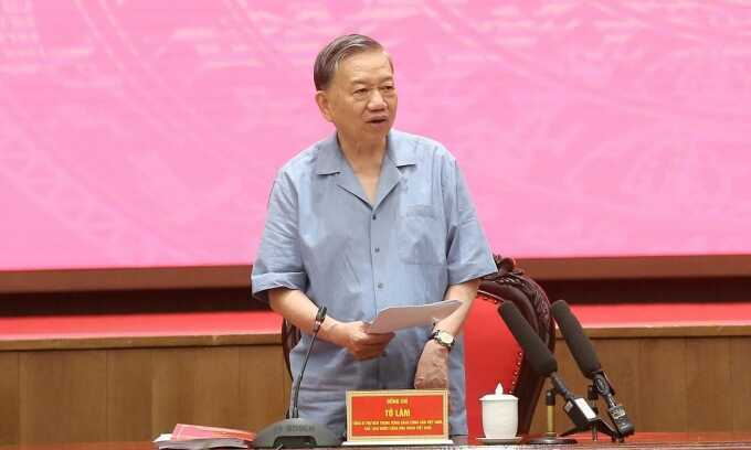 `Hà Nội không thể tiếp tục bước đi theo mô hình tăng trưởng cũ`