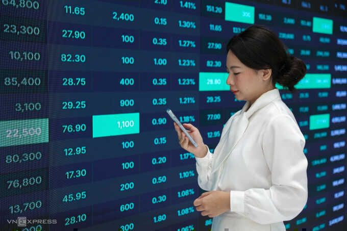 Dòng tiền tìm đến cổ phiếu dầu khí