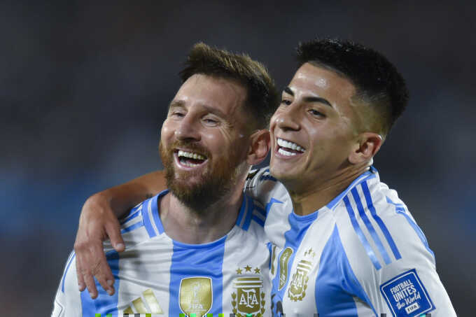 Messi dự World Cup lần thứ sáu