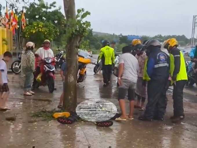 Tai nạn trong đoàn môtô đi dự lễ hội, một người chết