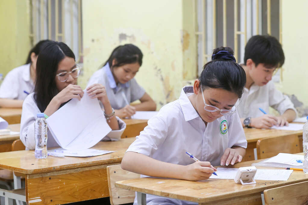 Đề thi môn Tiếng Anh vào lớp 10 tại Hà Nội năm 2026
