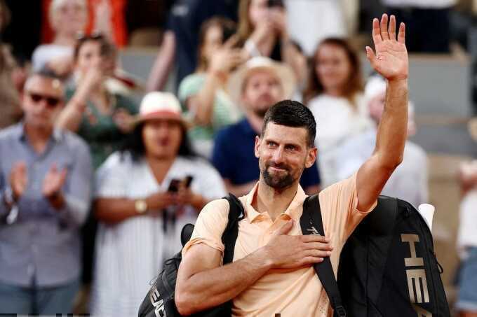 Djokovic thua ngược ở vòng ba Roland Garros