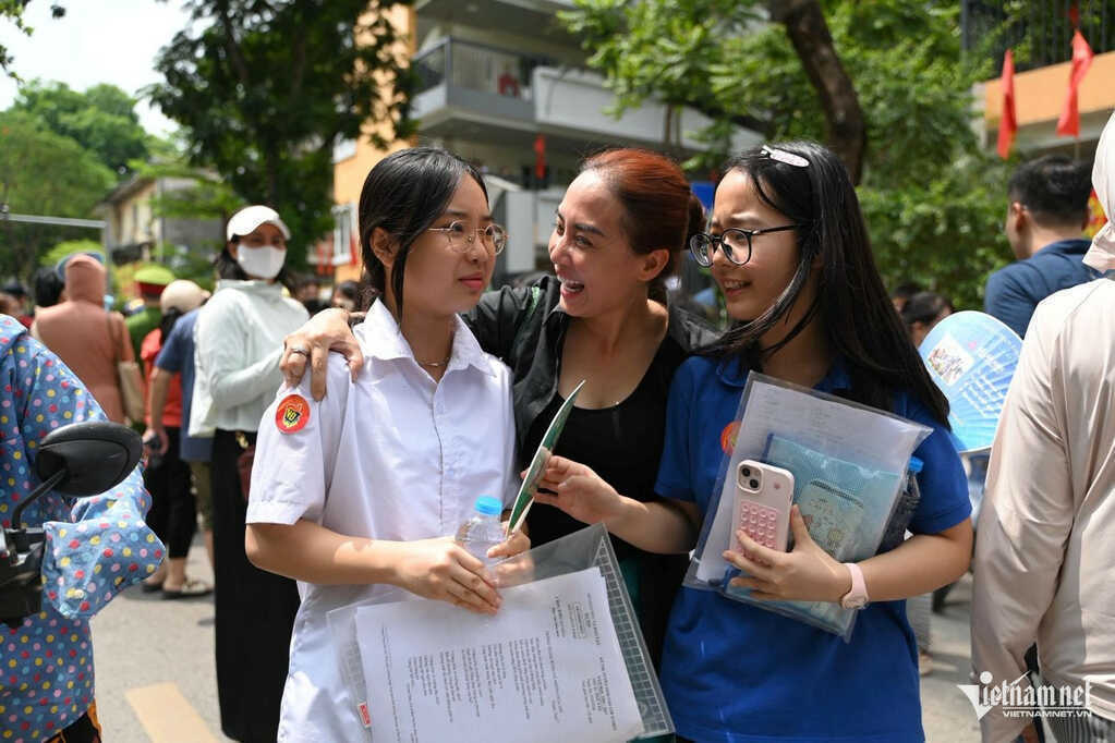 Giáo viên nói về đề thi Văn lớp 10 Hà Nội: Thú vị, giàu chất thơ, đậm hơi thở vùng cao