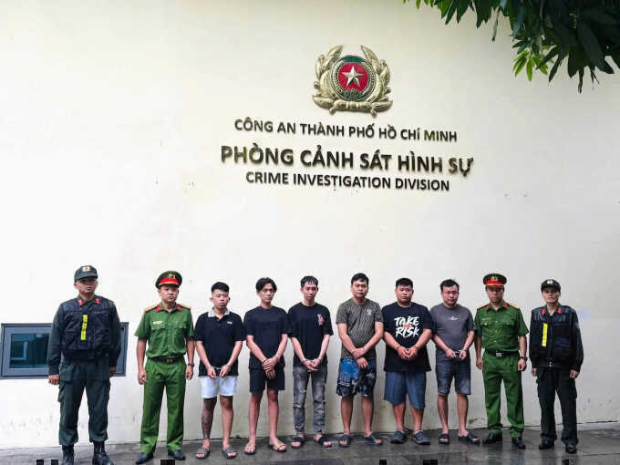 Kế hoạch cướp tiệm vàng của nhóm cướp