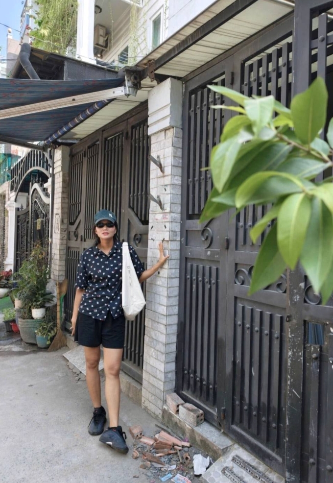 H`Hen Niê mua nhà phố