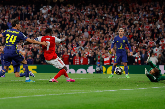 Arsenal hạ Atletico, vào chung kết Champions League