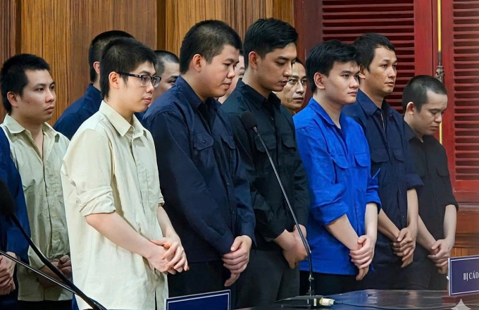 Hàng loạt nhân viên công ty luật bôi nhọ người vay để đòi nợ