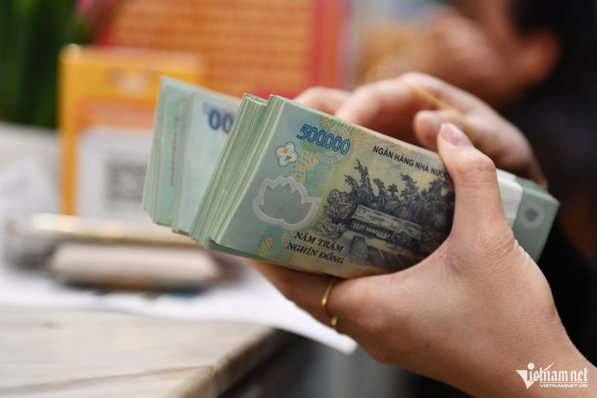Cục Thuế: Nợ thuế 1 triệu có thể bị hoãn xuất cảnh không phải siết, mà là nới