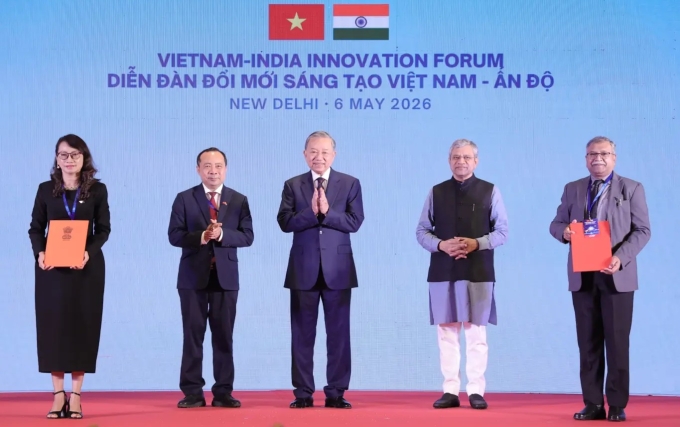 ĐH Quốc gia TP HCM `bắt tay` viện công nghệ lâu đời nhất Ấn Độ
