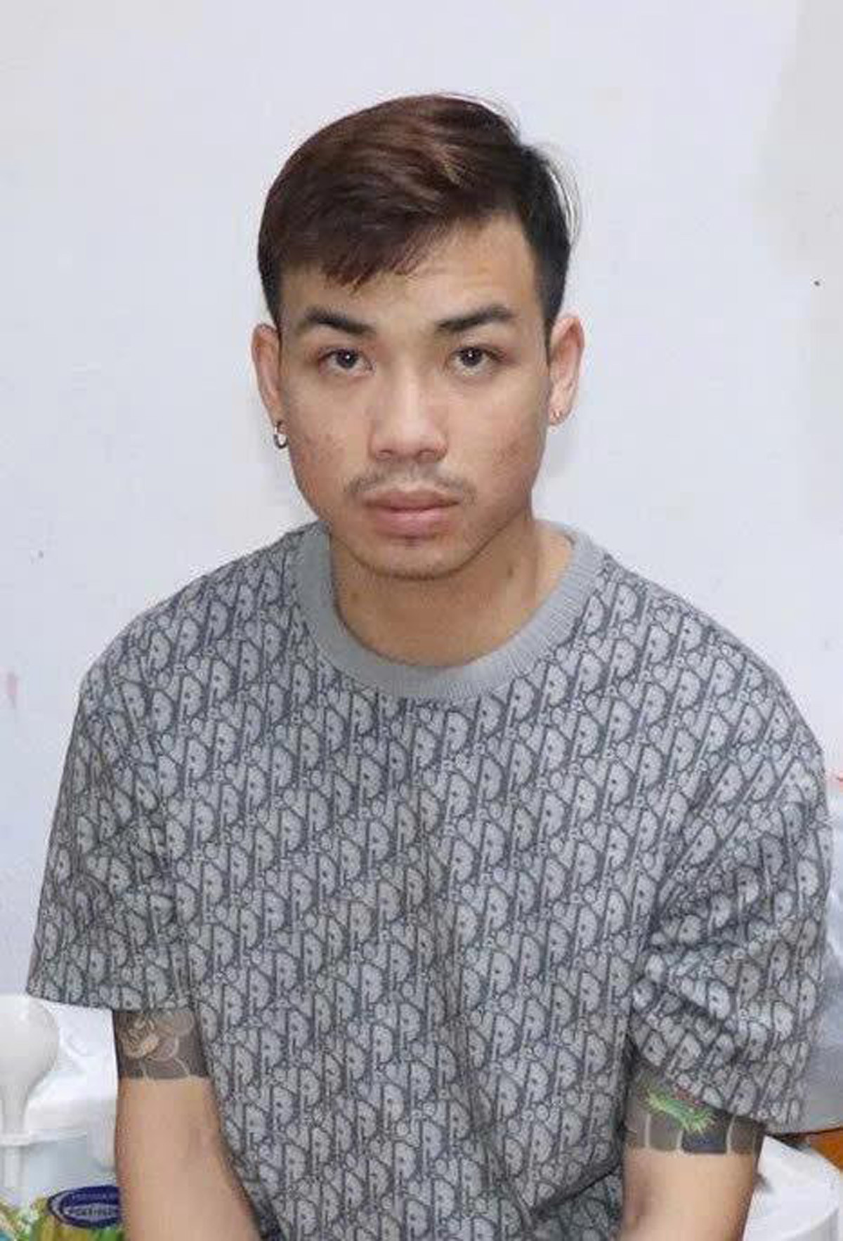 Lời khai của cha dượng bạo hành bé gái 4 tuổi dẫn đến tử vong ở Hà Nội
