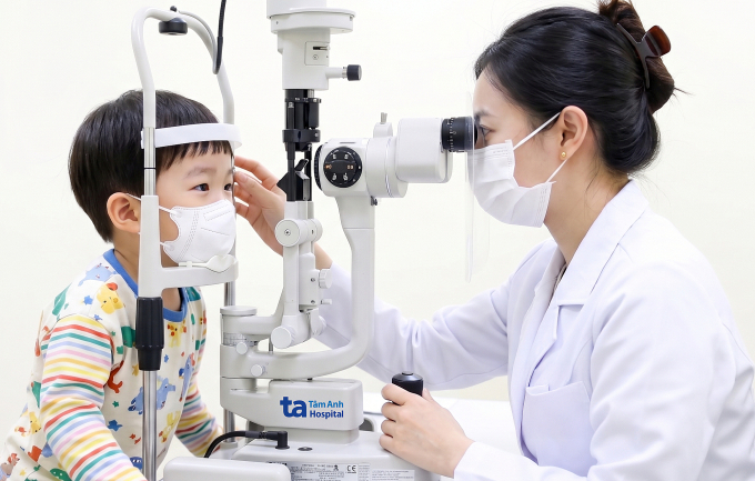 Thông tuyến lệ cho trẻ có cần gây mê?