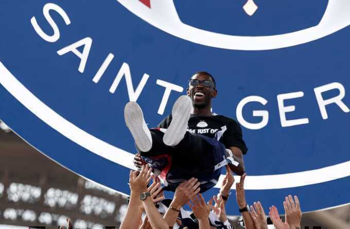 Dembele hướng tới hat-trick vô địch Champions League
