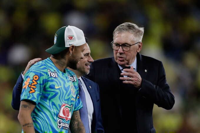 Elber: `Neymar chỉ là cỗ máy marketing`