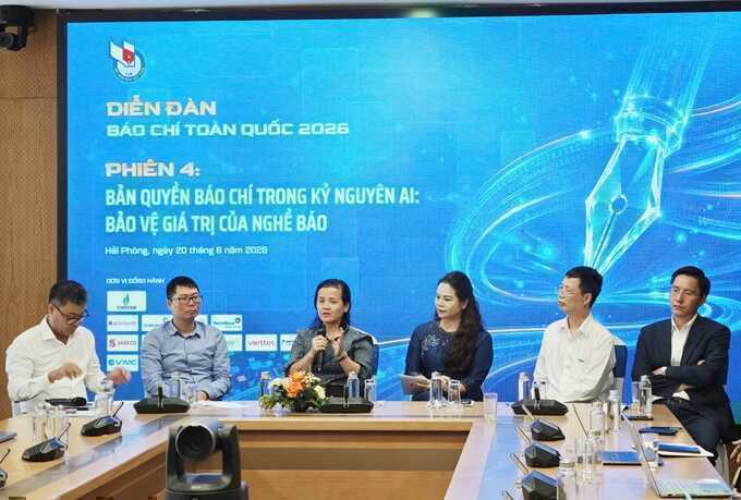 Báo chí mở `cánh cửa hai chiều` với AI