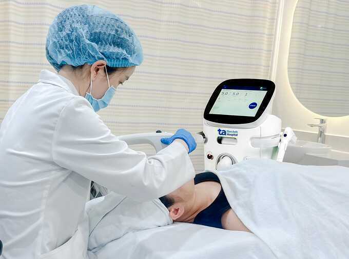 Xóa nọng cằm sau sinh