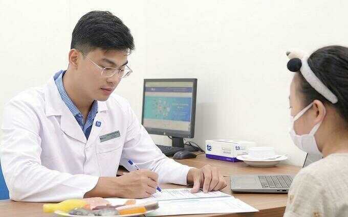 Bé 9 tuổi béo phì, rối loạn chuyển hóa
