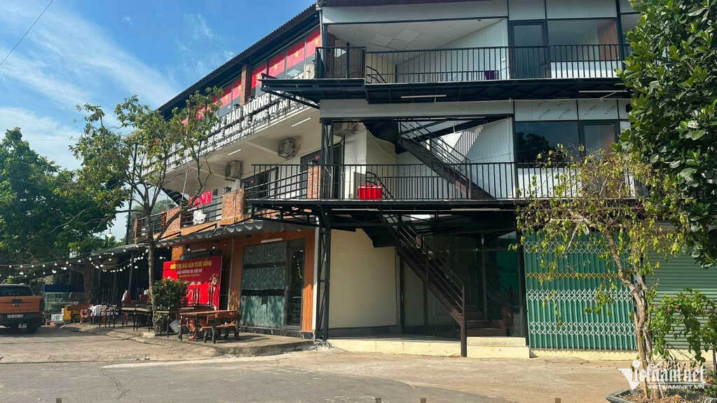 Vụ đưa cô gái và bạn đi ăn cua hoàng đế, tôm Alaska hết 16 triệu: Chủ quán kể về tình tiết lạ
