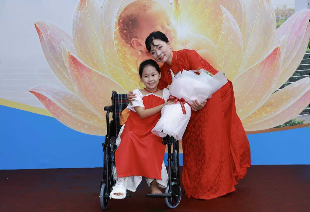 Những cuộc `trường chinh` tìm con