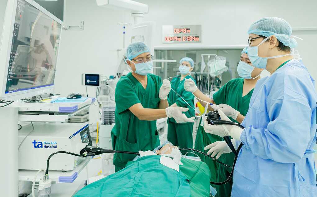Túi thừa thực quản gây hôi miệng