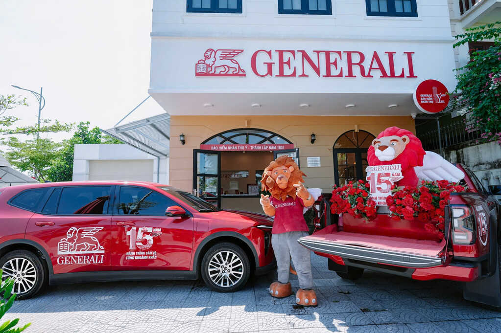 Generali mang chuyến xe ‘Hành trình kết nối trăm điểm tin cậy’ đến miền Nam