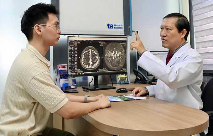 Tê môi có phải dấu hiệu đột quỵ?