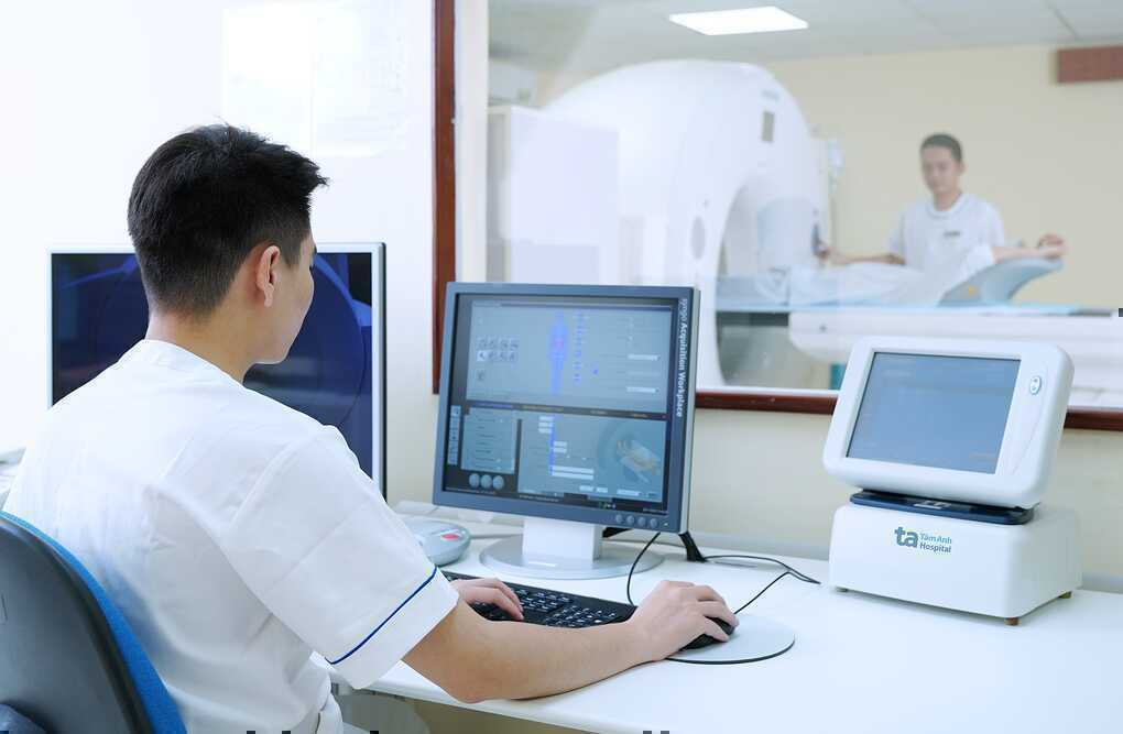 Tăng huyết áp do hẹp eo động mạch chủ