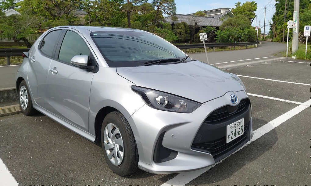 Toyota giảm doanh số tháng thứ 4 liên tiếp