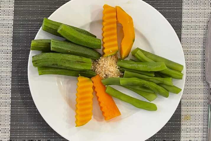 Chỉ ăn đồ luộc trong 2 tuần để giảm cân, cơ thể nữ giáo viên thay đổi thế nào?