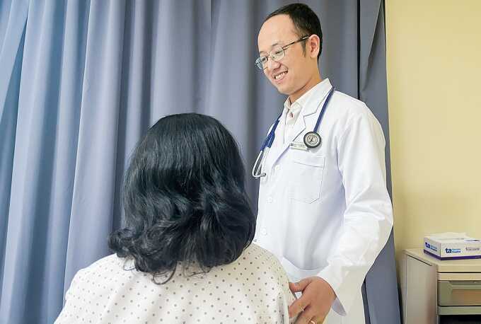 Xuất huyết cơ thành bụng sau những cơn ho kéo dài