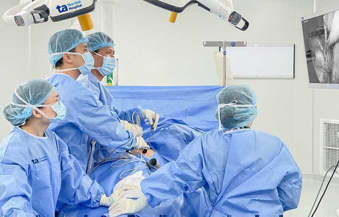 Ung thư phổi xâm lấn không triệu chứng